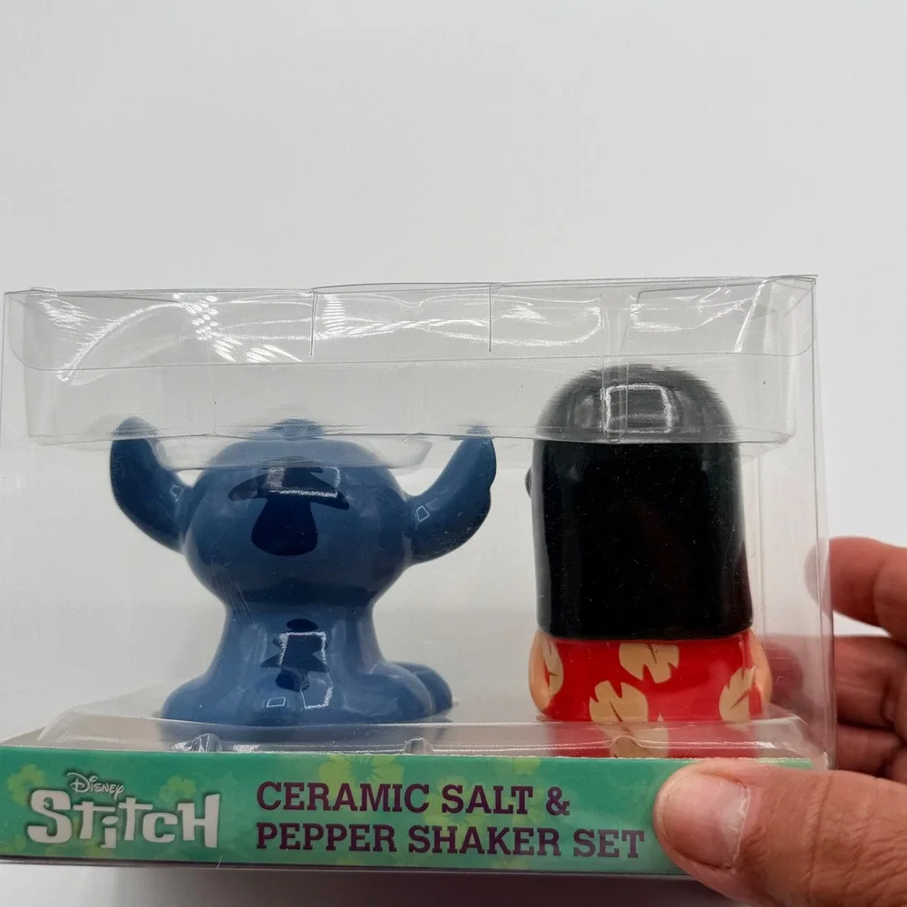 Disney Lilo & Stitch Ceramic Salt & Pepper Shaker Set Silver Buffalo New NIB